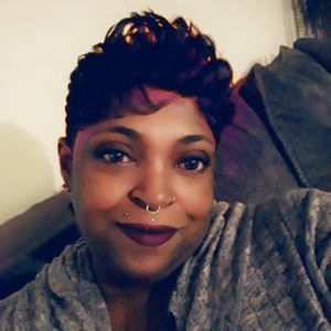 Meet your Posher, Alisa